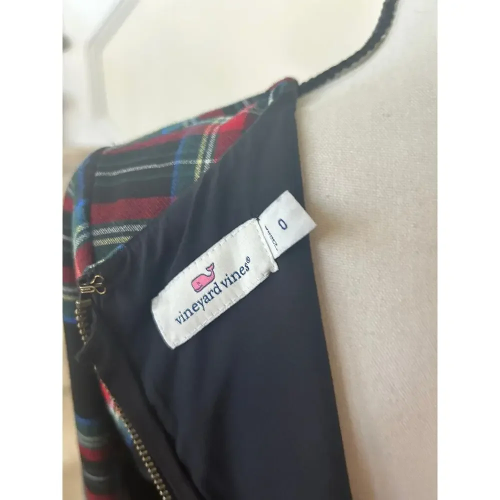 Vineyard Vines Black & Red Christmas Holiday Tartan Shift Dress - Picture 7 of 8